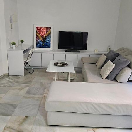 Wish Suite Feria De Sevilla Экстерьер фото