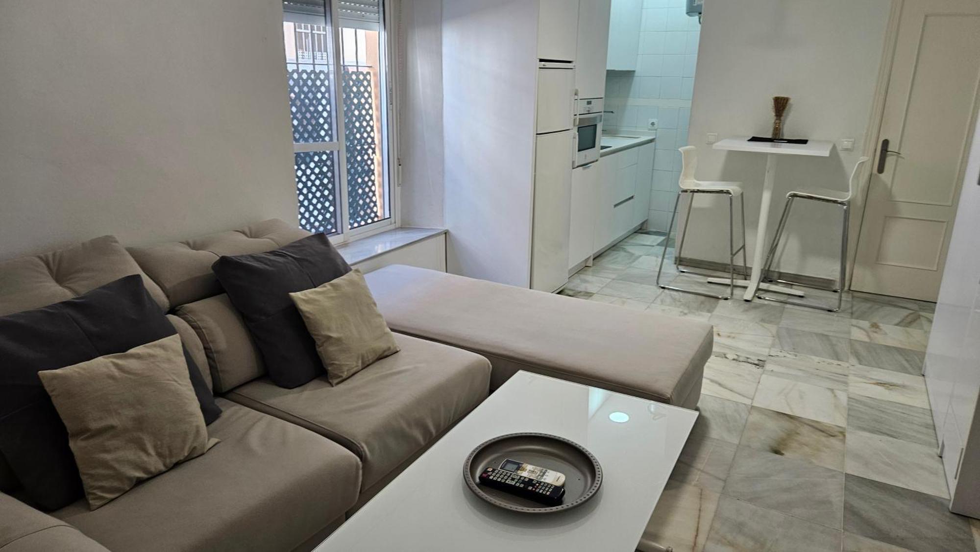 Wish Suite Feria De Sevilla Экстерьер фото