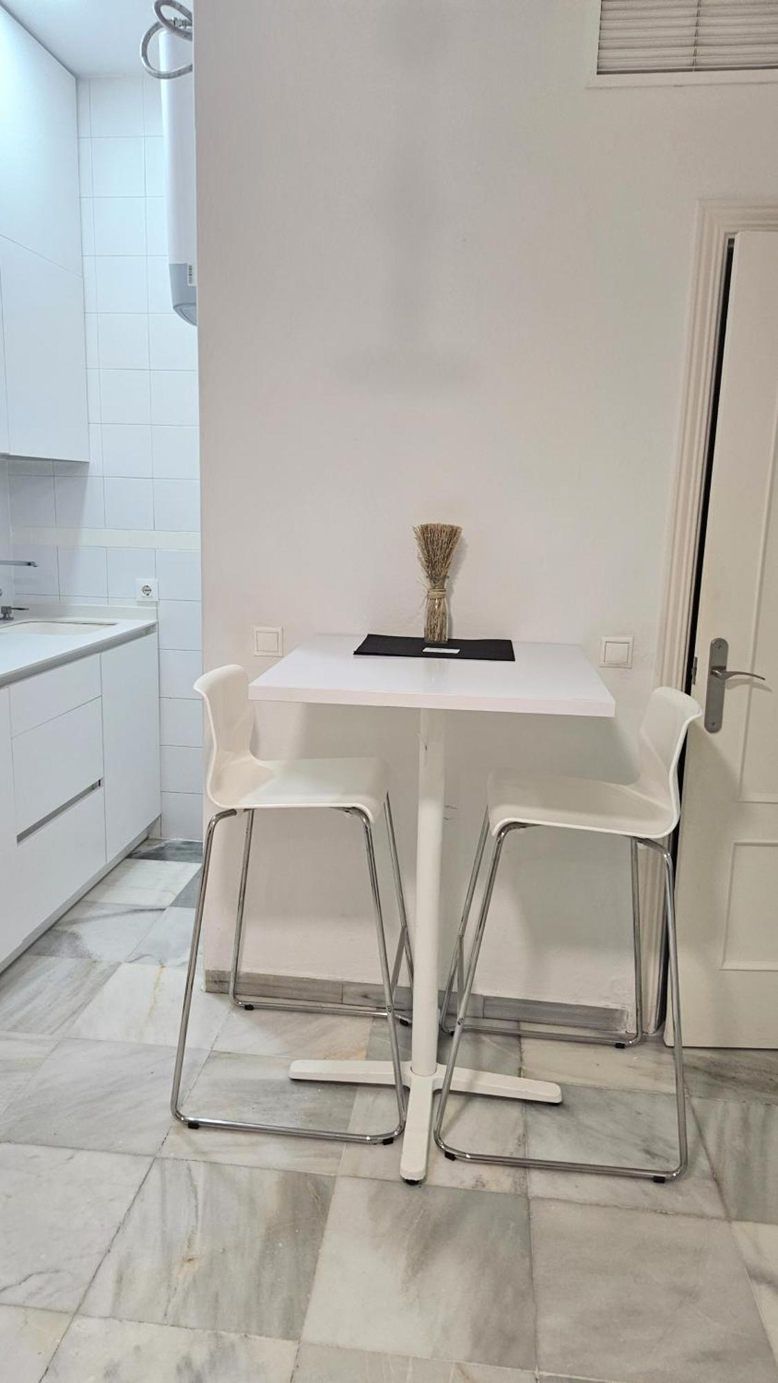 Wish Suite Feria De Sevilla Экстерьер фото