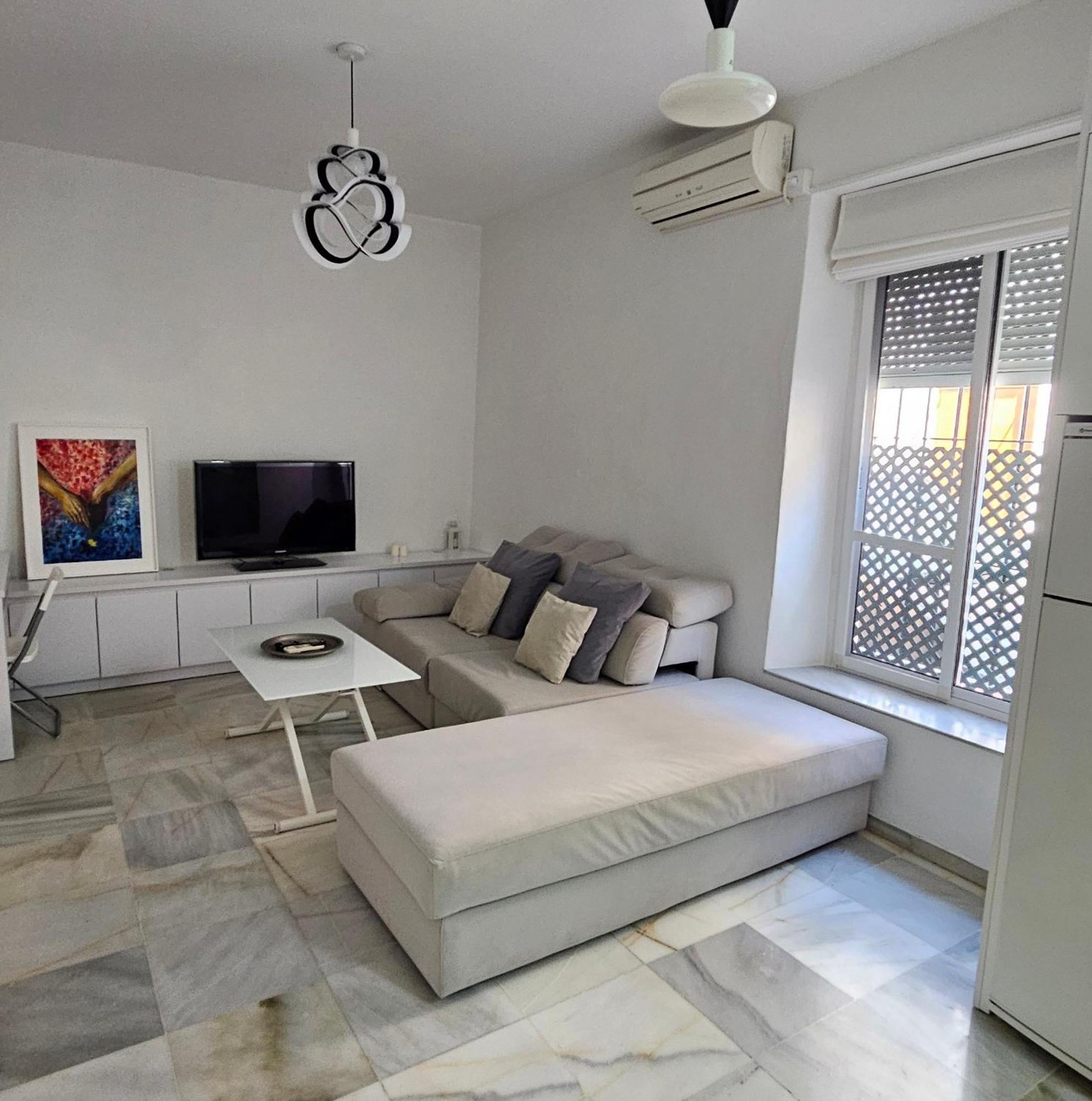 Wish Suite Feria De Sevilla Экстерьер фото